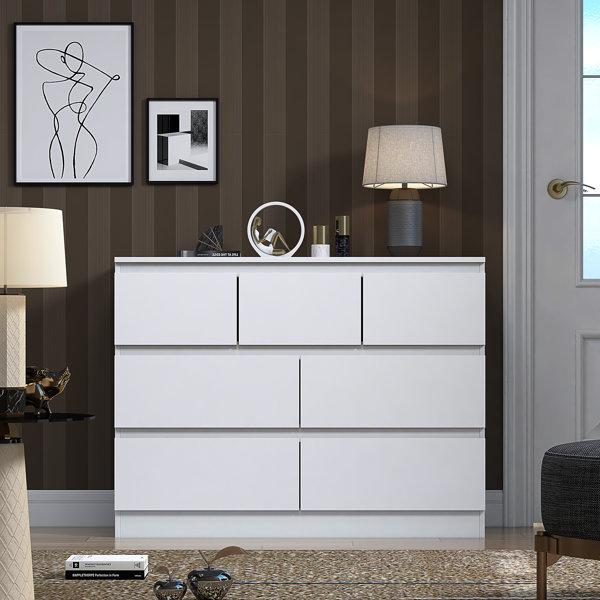 Warren Merchant Chest of Drawers with Handleless Design